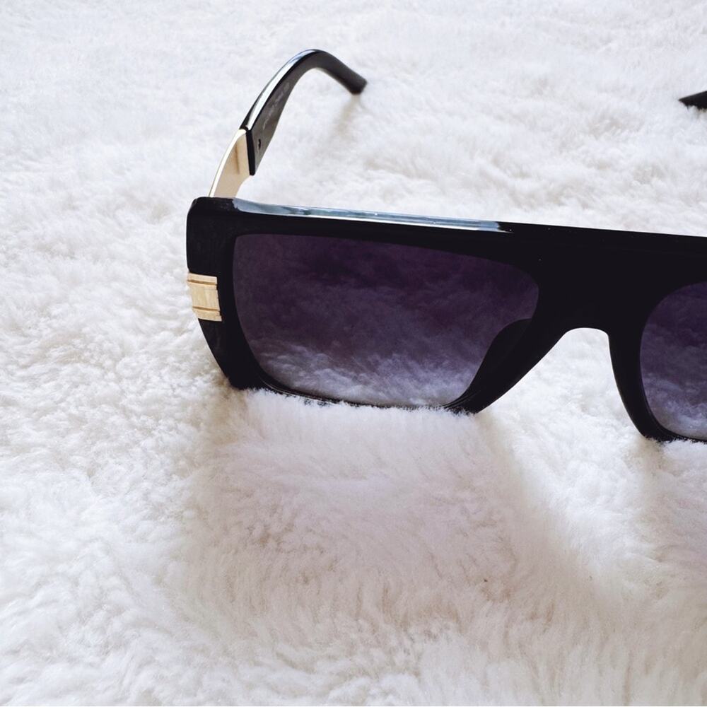 Inez Black Oversized Square Sunglasses - Picture 4 of 9